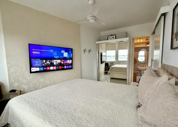 Super Studio com excelente localização, próximo à praia Rio de Janeiro